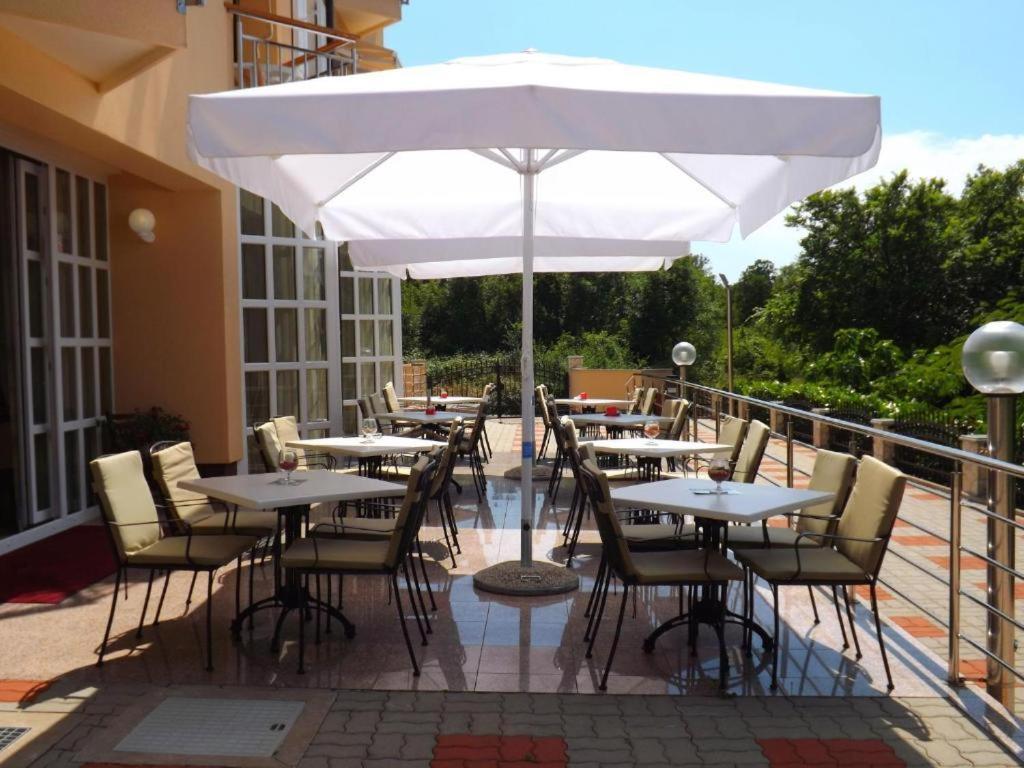 B&B Pansion Vago Malinska Exterior photo